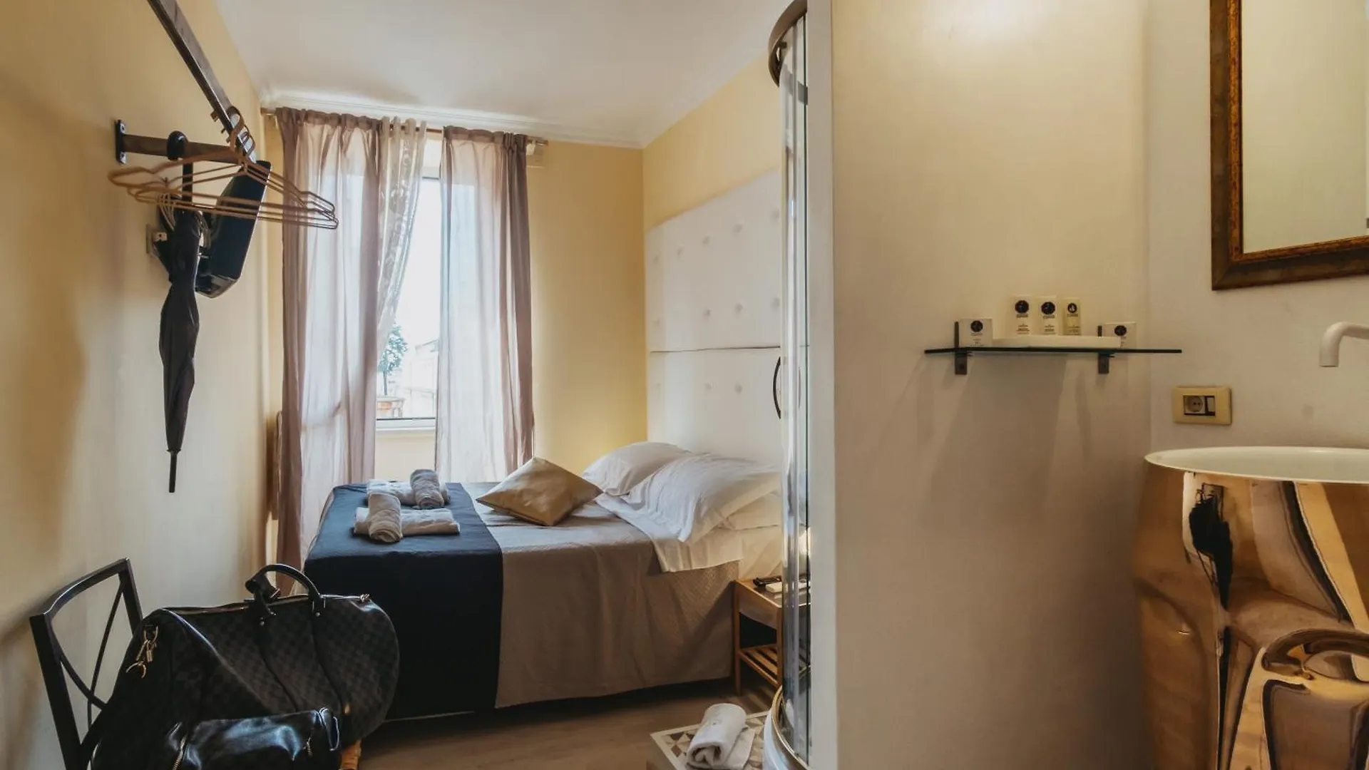 Apartment Camera Budget 2 A Fontana Rome